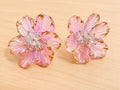 Boucles d'Oreilles Fleur en Résine Rose - vue